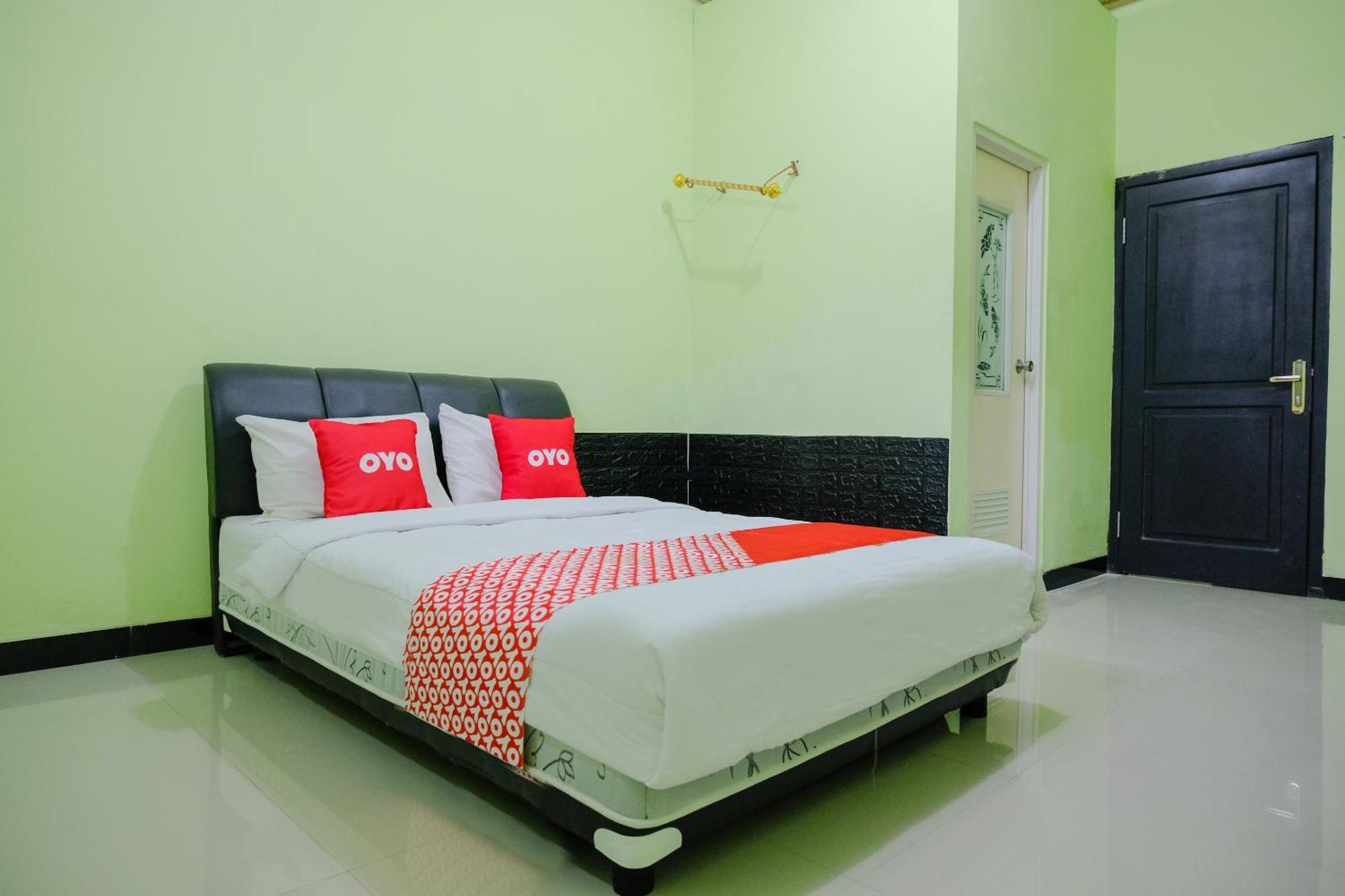 Oyo Life 2508 Alba Suites Homestay Syariah Tulungagung Εξωτερικό φωτογραφία